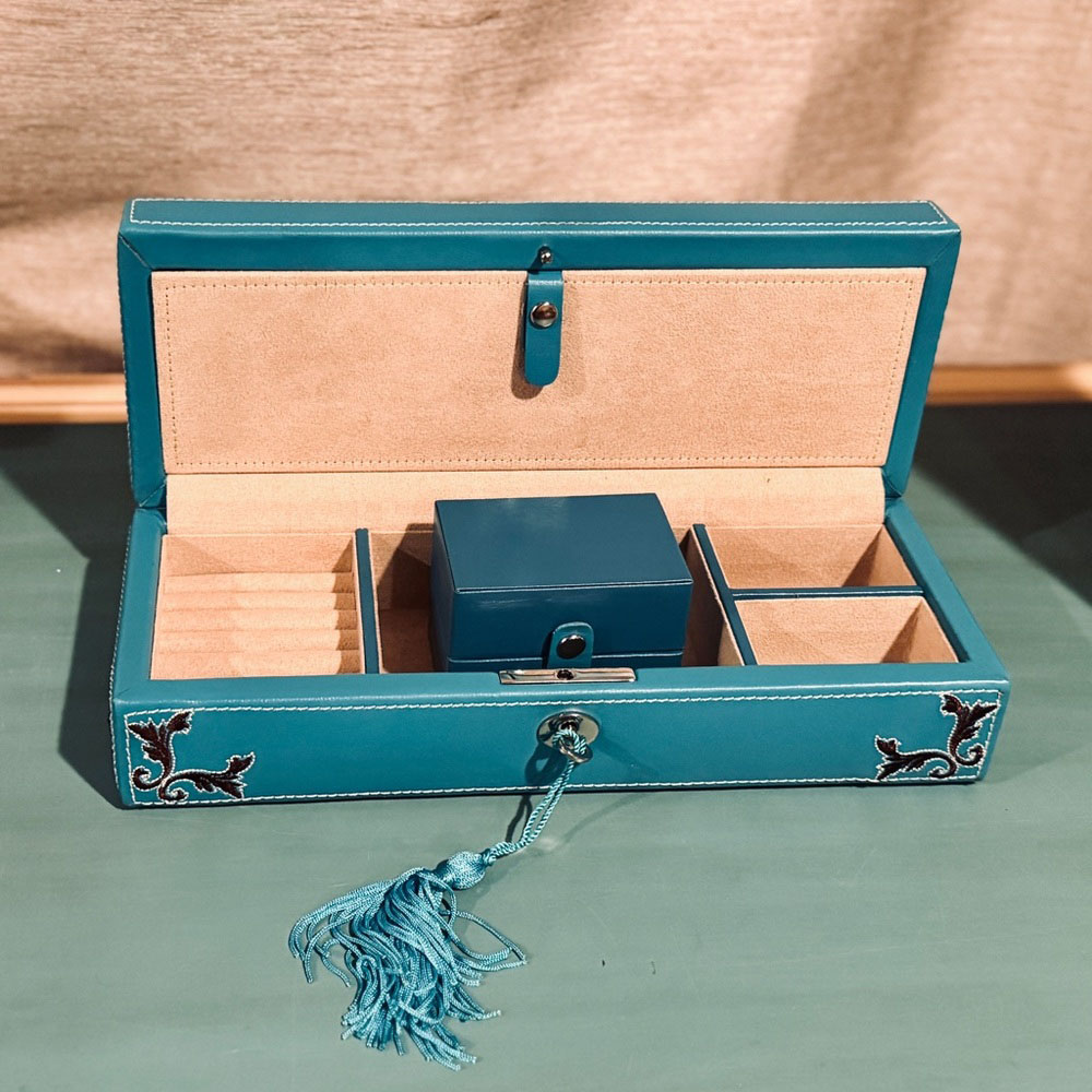 jewelry box jewelry box