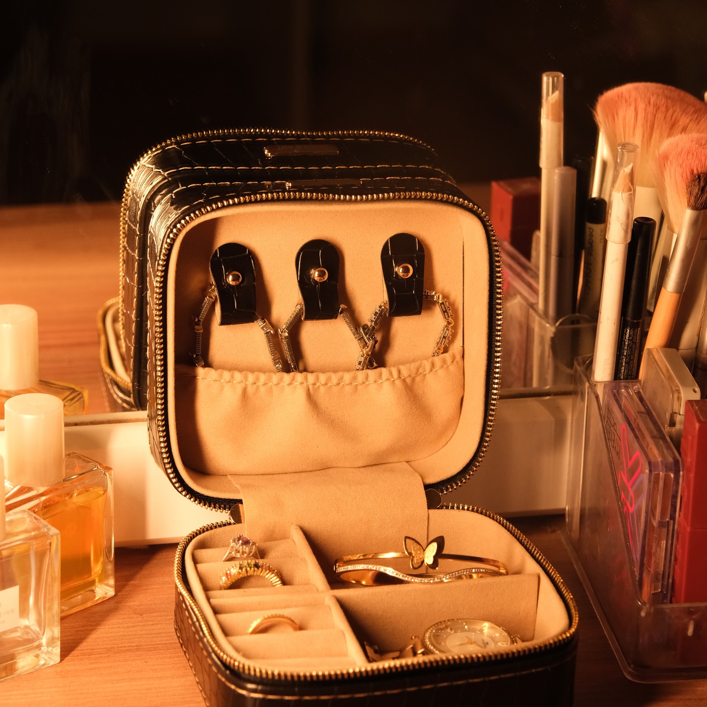 jewelry box jewelry box