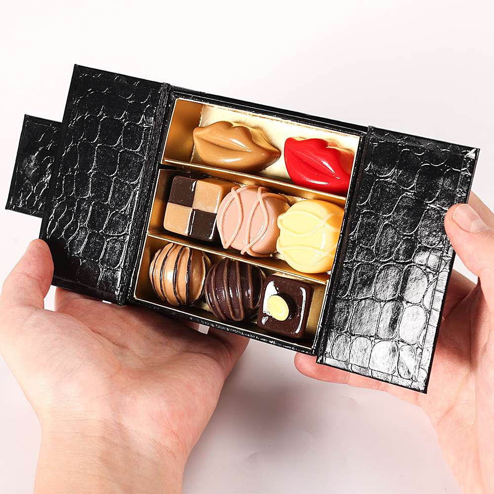 Get Amazing Deals on Custom Chocolate Packaging
