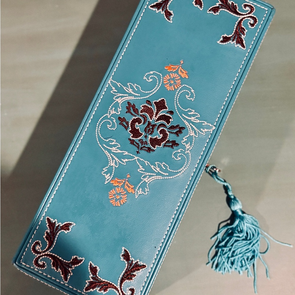 jewelry box jewelry box