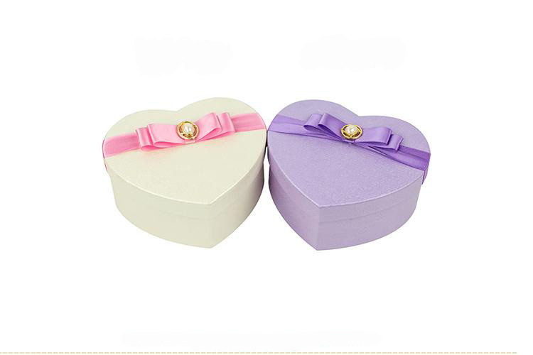 Custom special paper cardboard heart shaped storage box/heart shape box for perfume packaging box in China