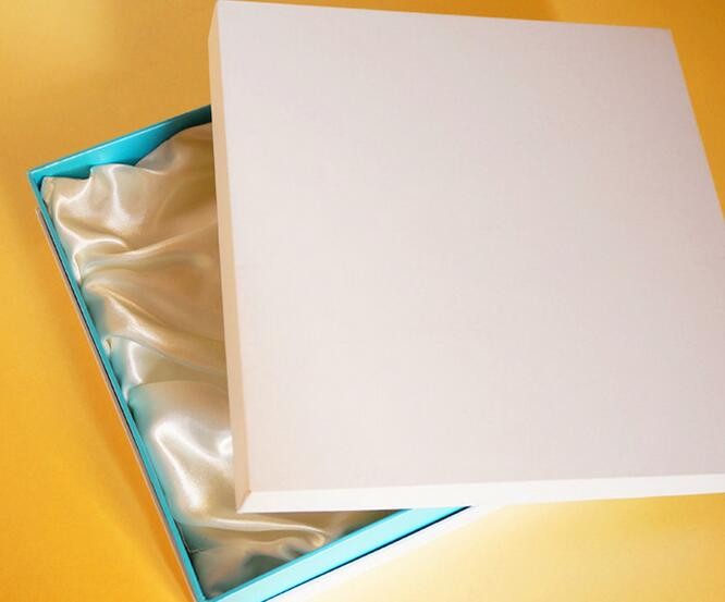 square packaging box