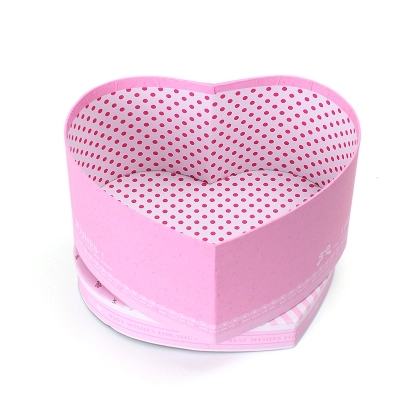 Custom colorful heart shape garment gift box heart shape box for candy heart-shaped cartons packaging wholesale in EECA China