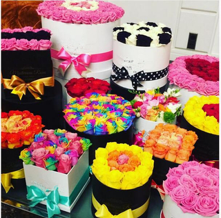 EECA Flower Box Hot Sale High Quality Glossy /Round Flower Box/Matte Laminated Printing Flower Hat Box with Lid And Silk Ribbon in China