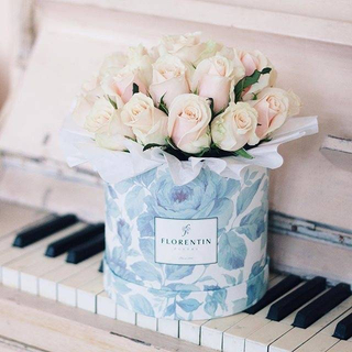 Cylinder Flower Custom Round cardboard Box Hat Box Storage Box Flower Printing Flower Box with Lid in EECA China