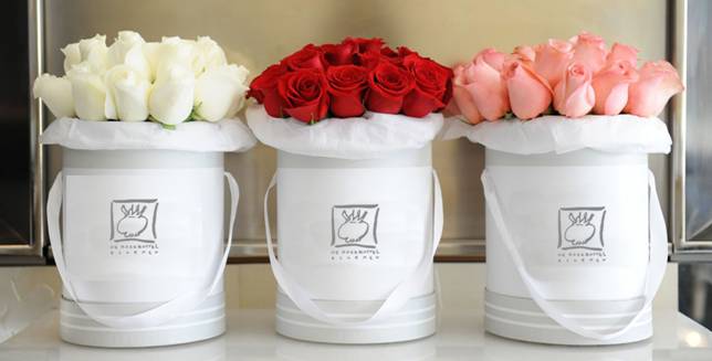 2017 High quality white round paper flower gift box/Cylindrical flower box/Flower box made in EECA China