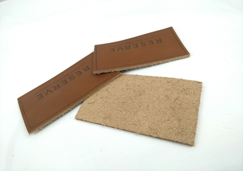Fashion custom leather hang tag/leather label/leather tags for jeans design wholesale in EECA