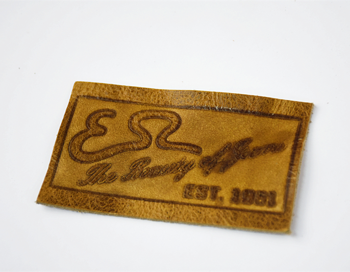 Custom genuine leather luggage patch tag label for garment wholesale in China