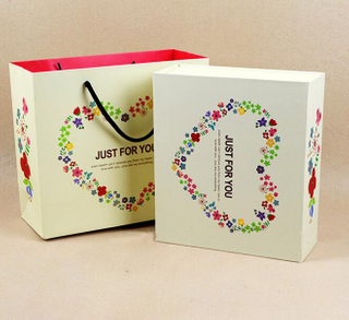 Customized Foldable Gift Boxes/packaging Gift Box Gift Bag/handbag Made in China