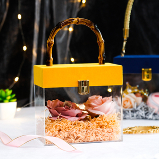 Wholesale Portable Clear Transparent Acrylic Wedding Candy Aromatic Candle Hand Cream Gift Packaging Box Metal Handle