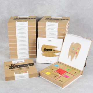New Arrival Colorful Magnetic Folding Paper Card Game Set Packaging Box Custom Cardboard Playing Game Card Box For Party