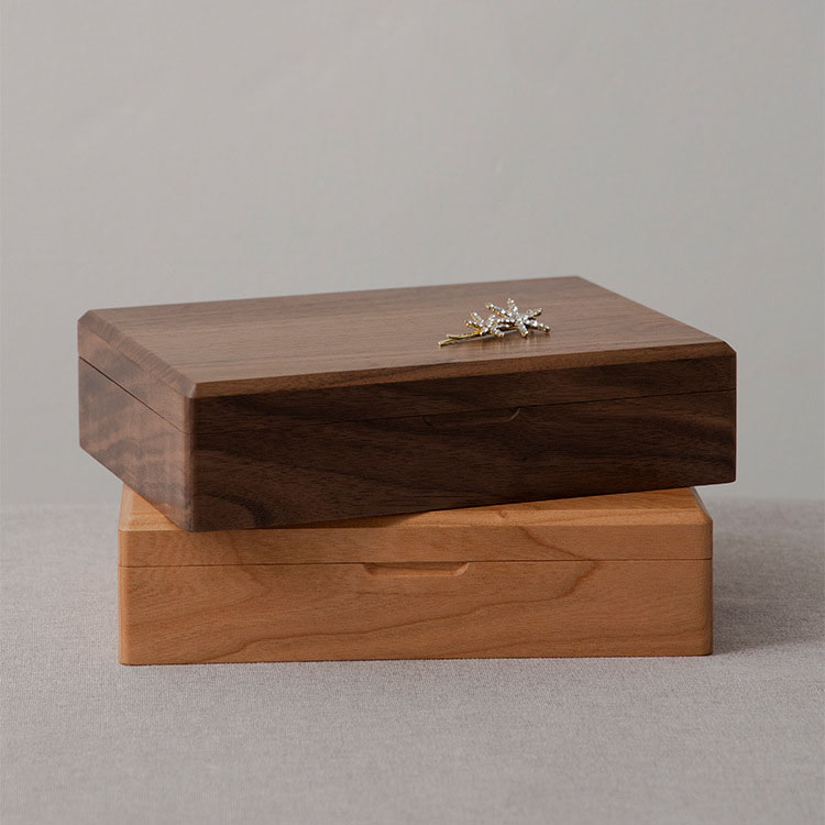 High Quality Walnut Wood Travel Jewelry Organizer Storage Box for Ring Earrings Necklace Bracelet
