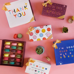 Custom Printed Logo Cardboard Boxes for Donut Desserts Flip Valentine's Chocolate Box Pastry Luxury Macaron Gift Box Packaging 