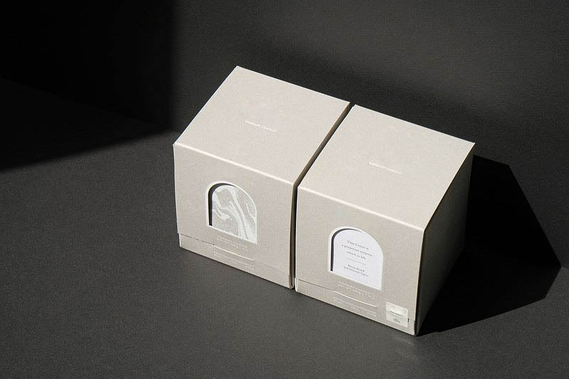 Custom essential oil scented candle box paper cardboard candle jars with lid skincare packaging gift box 