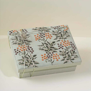 Embroidery Wooden Oud Perfume Box