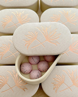 Rose Gold Embossed Food Packaging Candy Box Wooden Oval Cotton Base Luxury Birthday Ramadan Bonbons Dessert Chocolate Box