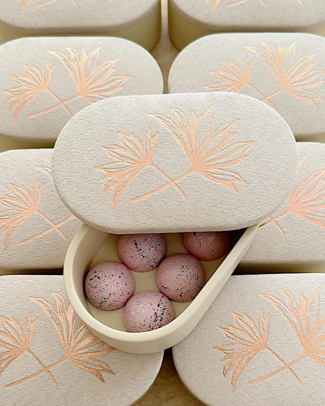 Rose Gold Embossed Food Packaging Candy Box Wooden Oval Cotton Base Luxury Birthday Ramadan Bonbons Dessert Chocolate Box