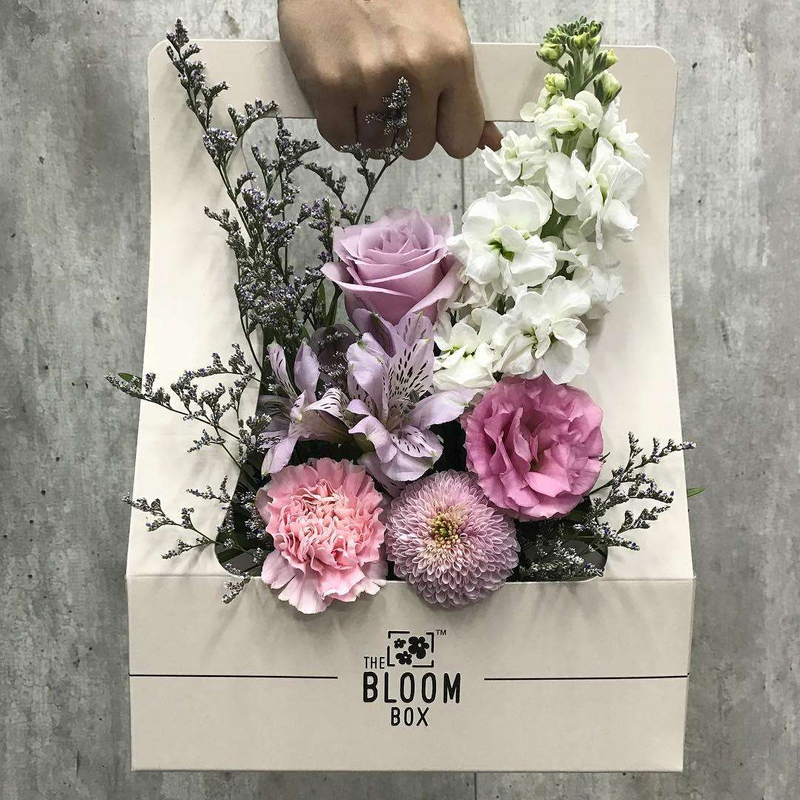 Custom Luxury Round Velvet Flower Box Cardboard Fleur Valentines Roses Gift Packaging Flower Arrangement Box