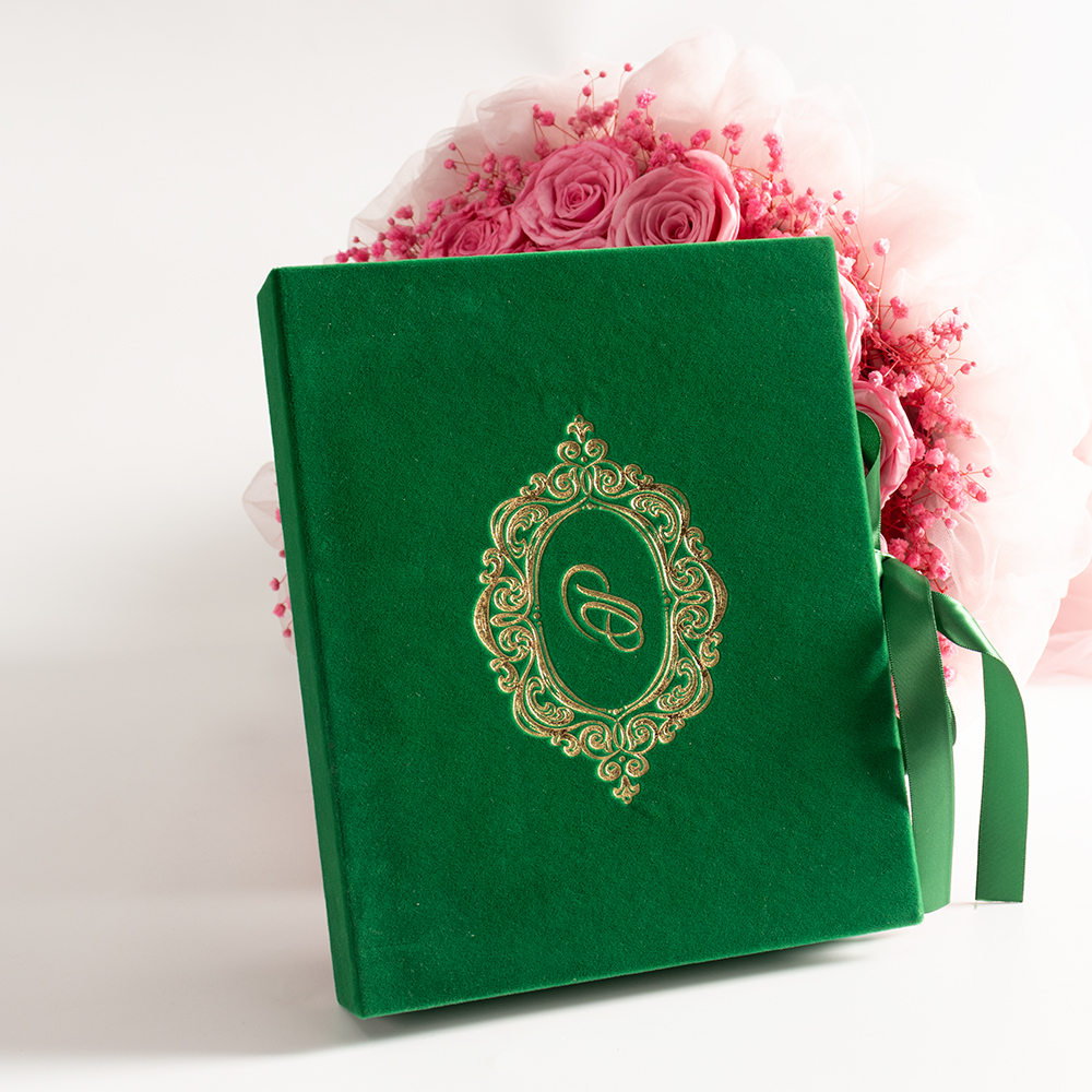 Luxury Satin Silk Design Green Color Velvet Clear Acrylic Wedding Invitation Card Gift Packaging Boxes Custom Logo Wholesale