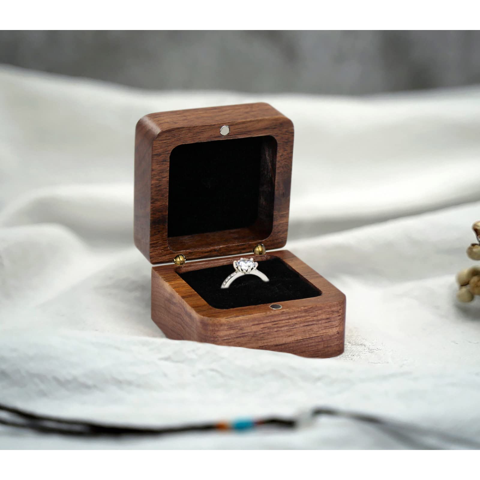wooden ring box (4)