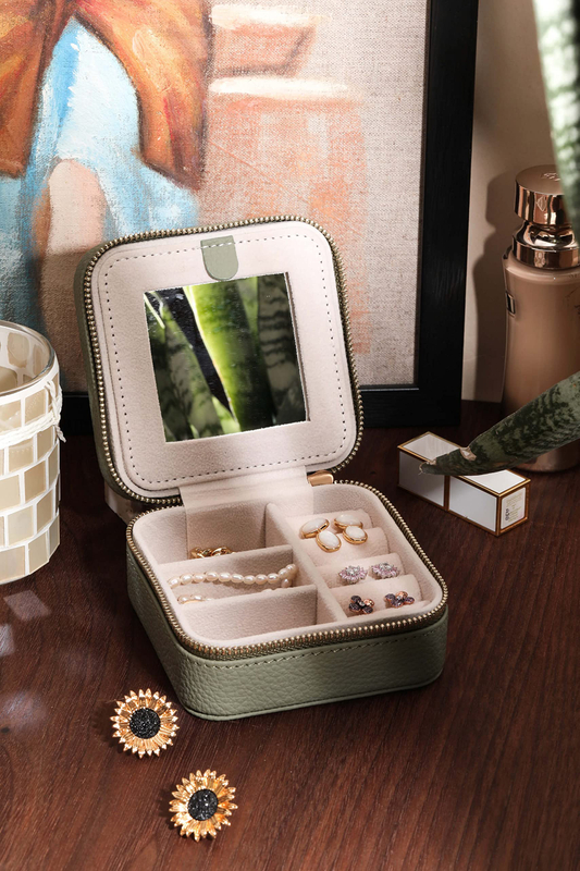 Wholesale Portable PU Leather Ring Earring Necklace Jewelry Case Travel Jewelry Organizer Storage Box With Zipper
