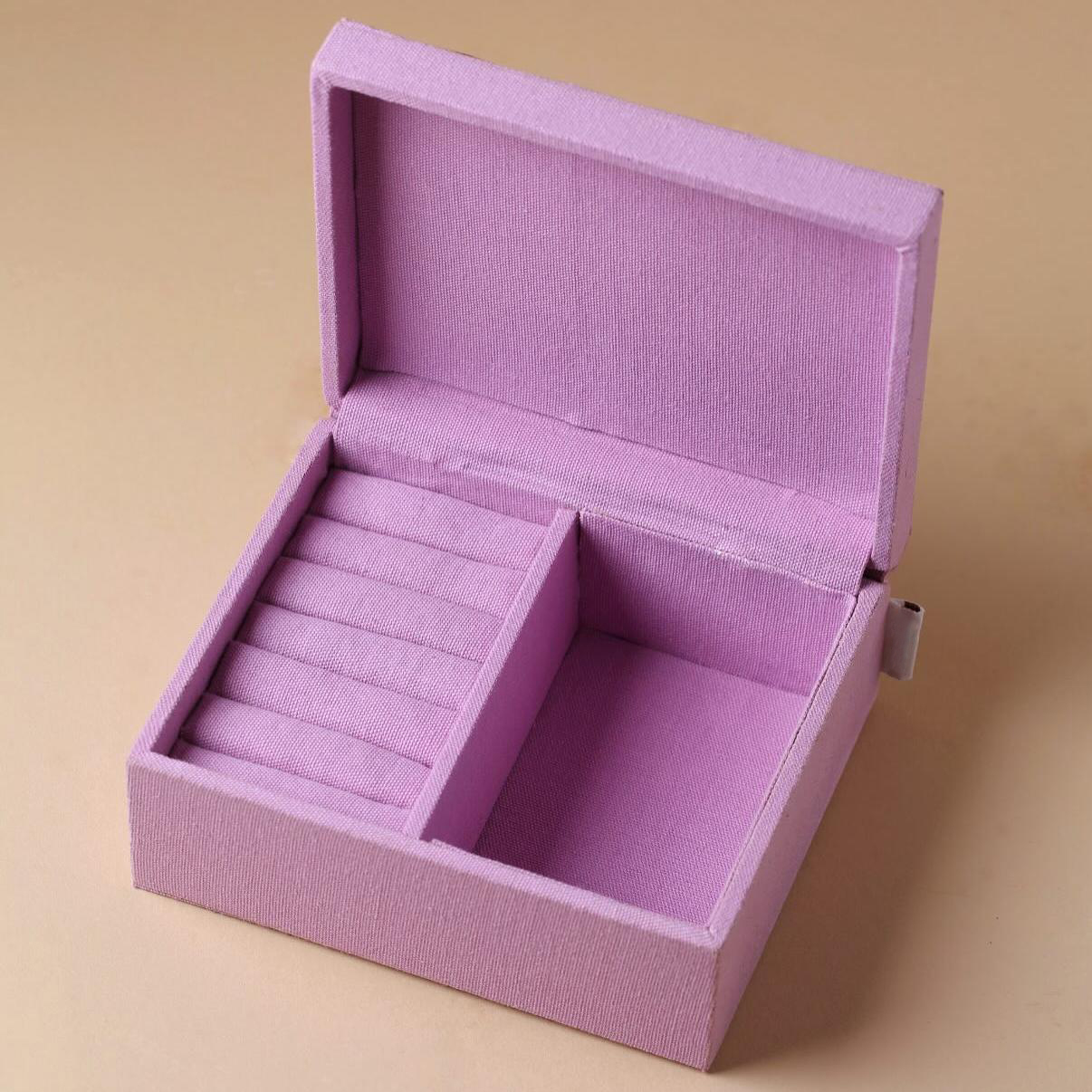 embroidery jewelry box (2)