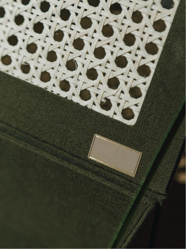Custom Square Fabric Packaging Green Woven Lid Storage Box Embroidery Logo Magnetic Wedding Favour Boxes with Tassel Decoration