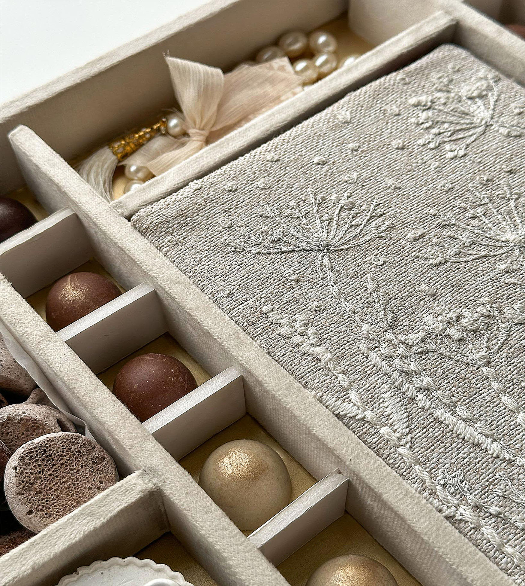 candy acrylic box 1