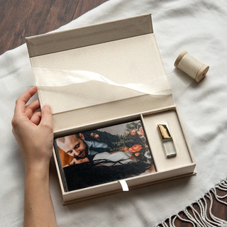 Custom Logo Personalized Elegant Gift Mailer Box Engraved Usb Wedding Flash Drive Print Collection Packaging Box