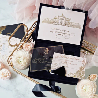 New Arrival Black Velvet Elegant Decoration Bridesmaid Acrylic Invitation Gift Box Cardboard Luxury Wedding Invitation Box