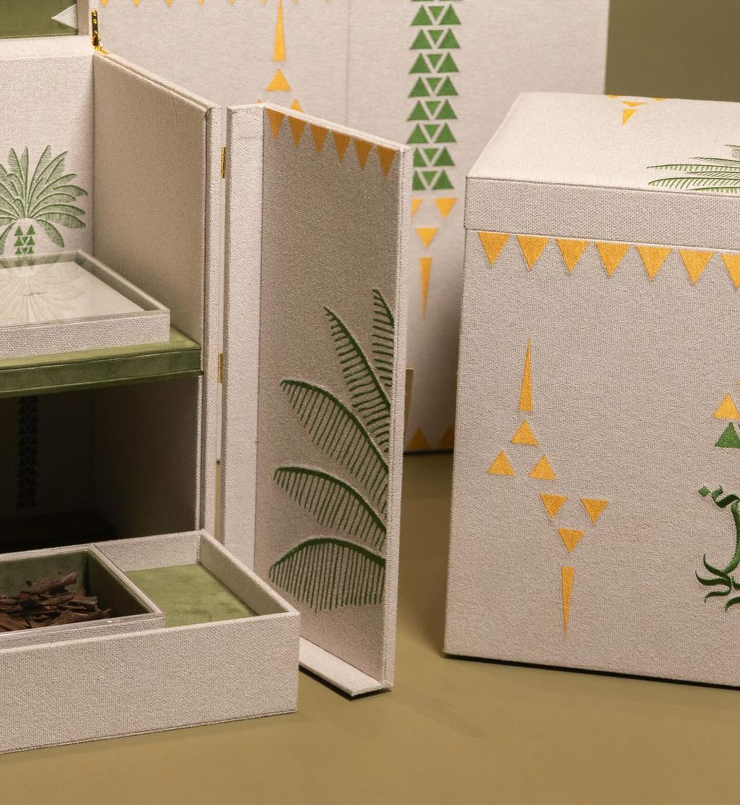 jewelry box 11
