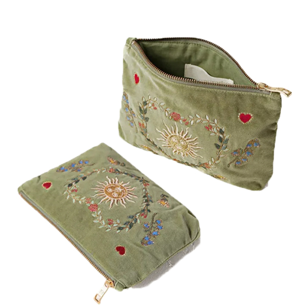 Personalized Women Skincare Travel Makeup Cosmetic Pouch Bag Embroidered Flower Velvet Cosmetic Clutch Bag Set with Tassels Zip
