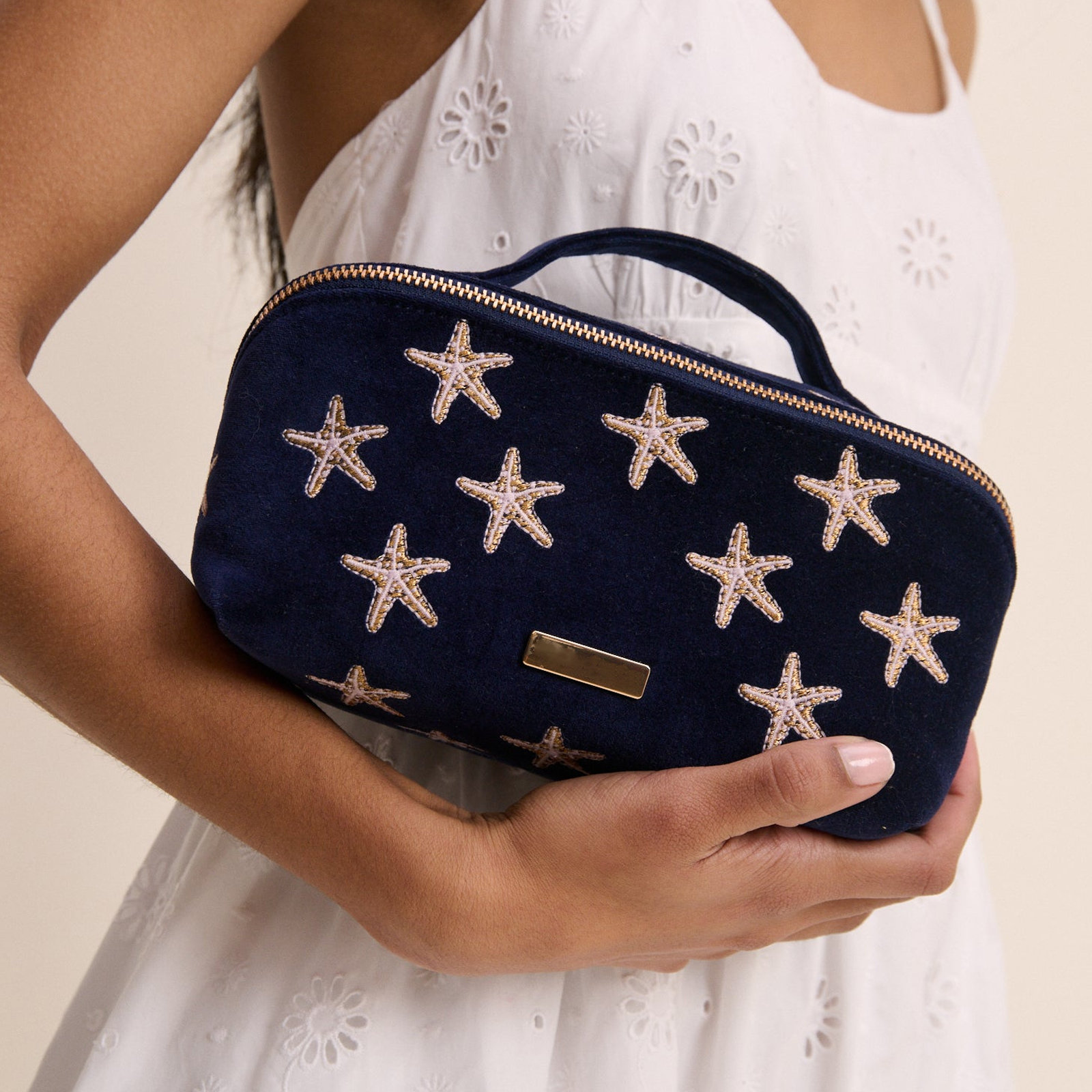 open flat makeup bag