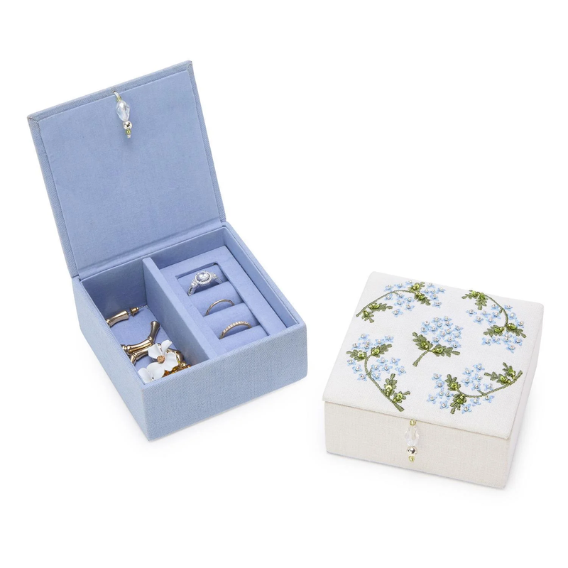 Custom Fabric Jewelry Box Beaded Sequin Embroidered Box Pendant Jewelry Boxes for Packaging Jewelry Ring Accessories with Logo