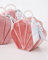 Seashell Pink Gift Boxes Princess Baby Memory Towel Candy Box Packaging Pearl Handle Velvet Mom Child Clothing Suitcase Gift Box