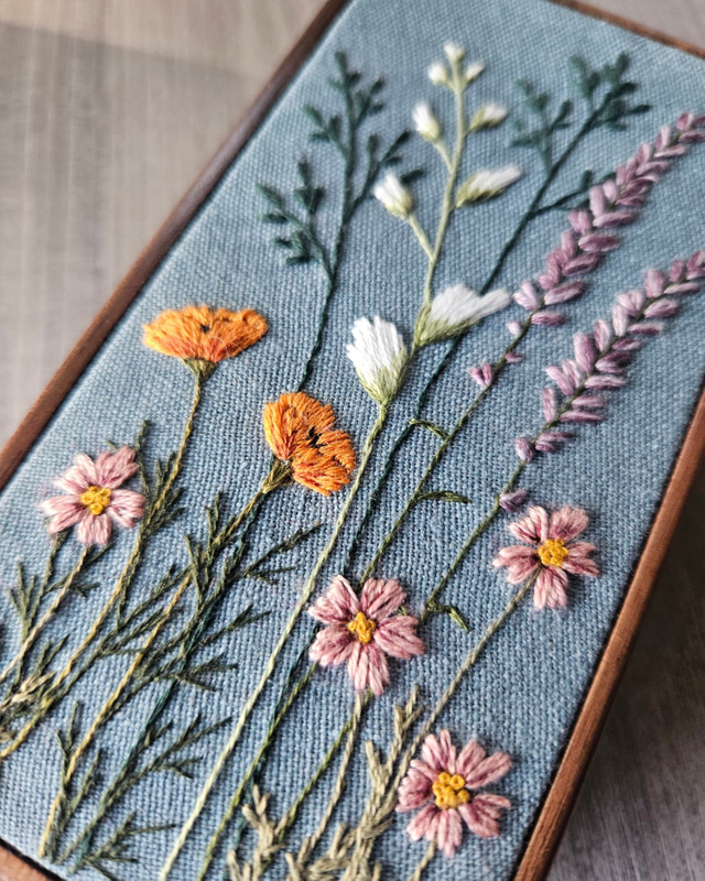 Premium Embroidered Jewelry Box Floral Pattern Linen Fabric Jewelry Box Organizer Packaging Wooden Box for Ring Jewelry