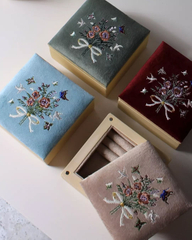 Custom Hand Wooden Embroidered Jewelry Boxes Organizer MDF Linen Velvet Embroidery Earring Display Ring Box Packaging