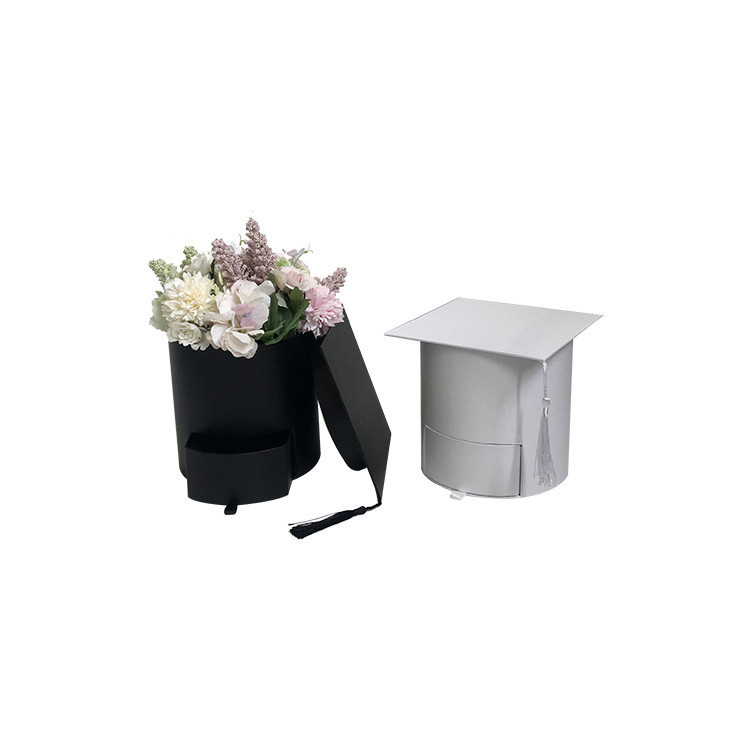 New Arrival Paper Graduation Cap Shaped Flower Bouquet Gift Packaging Box with Tassels And Drawer Wholesale