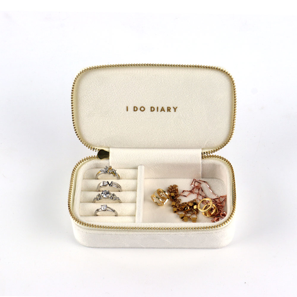 New Arrival Small Portable Velvet Zipper Ring Earring Necklace Jewelry Case Organizer Display Travel Jewelry Storage Box