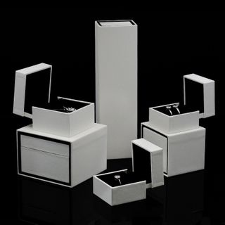 Dislocation Upscale Travel Jewellery Box Grid Paper Flannel Jewelry Storage Case Necklace Bracelet Earrings Ring Packaging