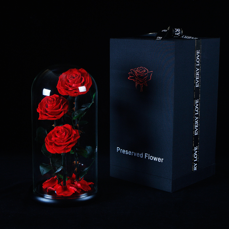Luxury Valentine Day Preserved Roses In Glass Dome Factory Glass Dome With Wood Base Eternal Rose Preserved Flower In Glass Dome