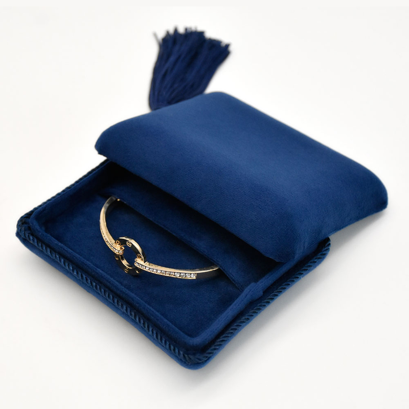 Manufacturers Wholesale Velvet Cloth Tassel Jewelry Ring Necklace Bracelet Box Travel Portable Jewelry Box Jewelry Storage Box