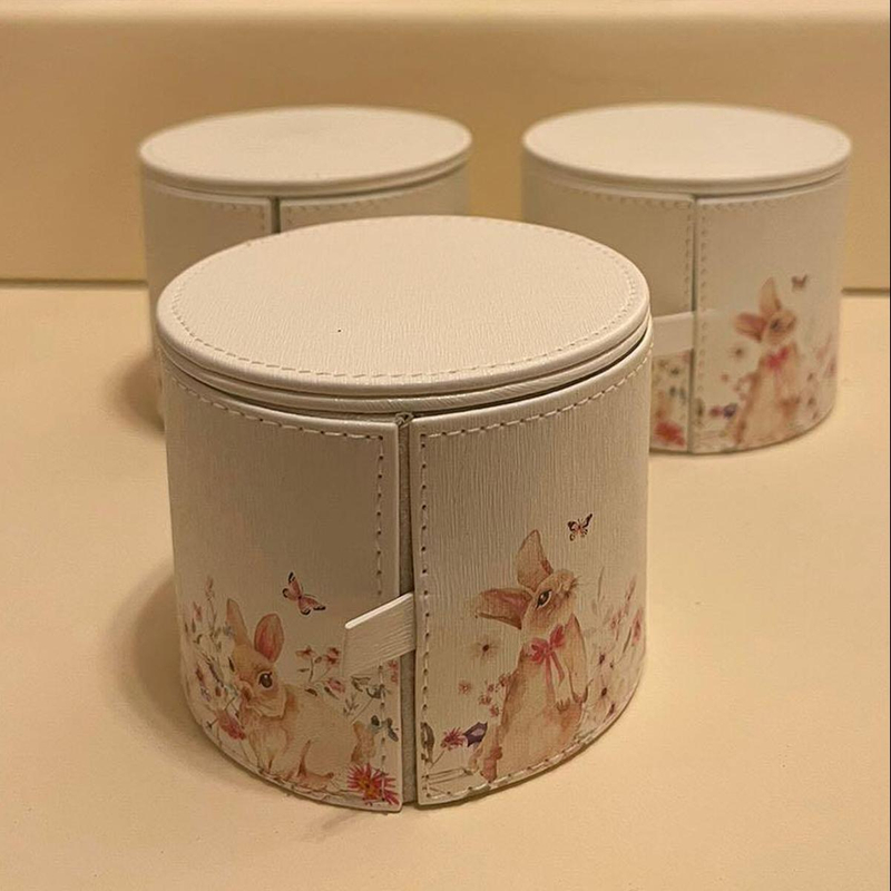 Handmade Cylindrical Lavender Printed Leather Perfume Storage Box Aromatherapy Tablets Packing Magnetic Rotating Perfume Box