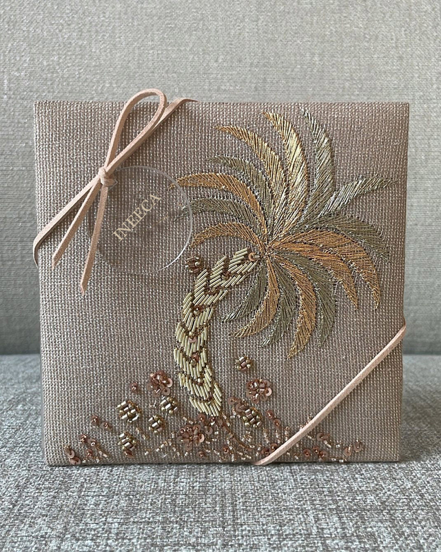 Hand Fabric Dessert Box with Embroidery Lid Luxury Empty Ramadan Wedding Chocolate Cake Box Wedding Macaron Candy Box 