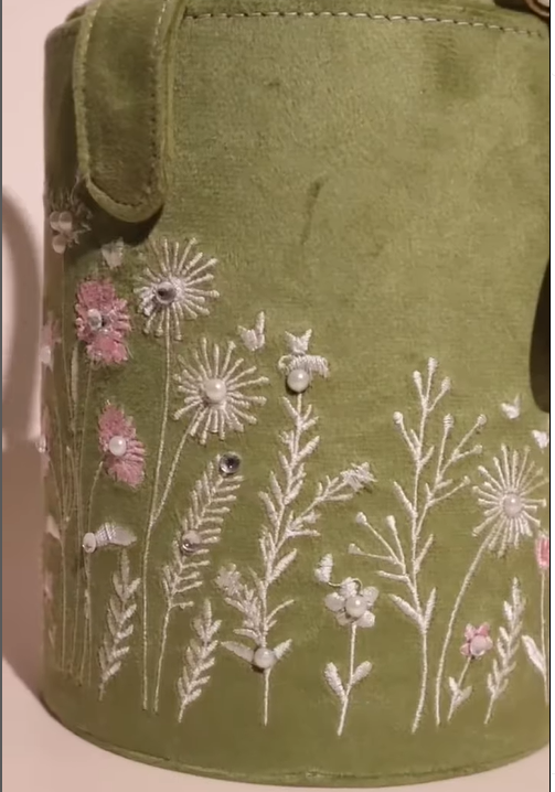 Cylinder Sequin Embroidery Chocolate Boxes Emerald Green Velvet Handbag Ramadan Macaron Personalizar Dessert Candy Box Packaging