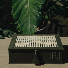 Custom Square Fabric Packaging Green Woven Lid Storage Box Embroidery Logo Magnetic Wedding Favour Boxes with Tassel Decoration