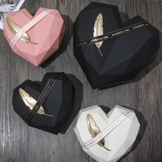 High Grade Heart-shaped Exquisite Acrylic Flower Scarf Ins Style Gift Packaging Box Wholesale