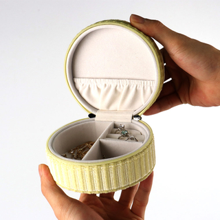 Custom Logo Retro Portable Travel Earring Jewelry Accessories Storage Box Small Large Capacity Travel Accessories Packaging Box