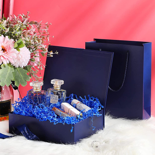 High Quality Custom Rigid Cardboard Magnetic Folding Wedding Dress Clothing White Gift Box Packaging Cardboard Box