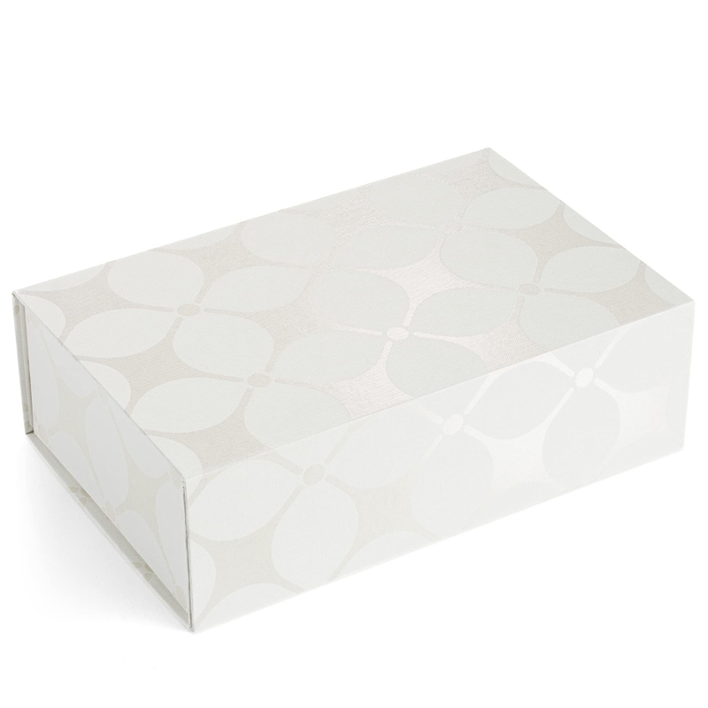 Customized Luxury Magnetic Gift Wrapping Paper Gift Box High Quality Reusable Box For Dress Packaging Paper Box